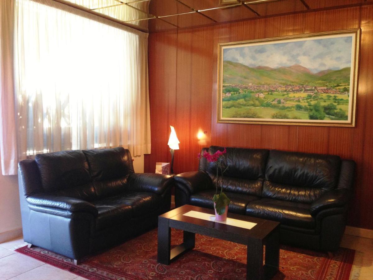 Hotel La Seu Сео-де-Уржель Экстерьер фото